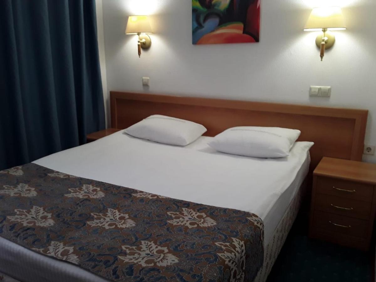 Green Hotel Atyraū Zewnętrze zdjęcie