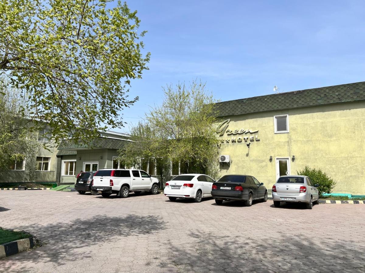Green Hotel Atyraū Zewnętrze zdjęcie