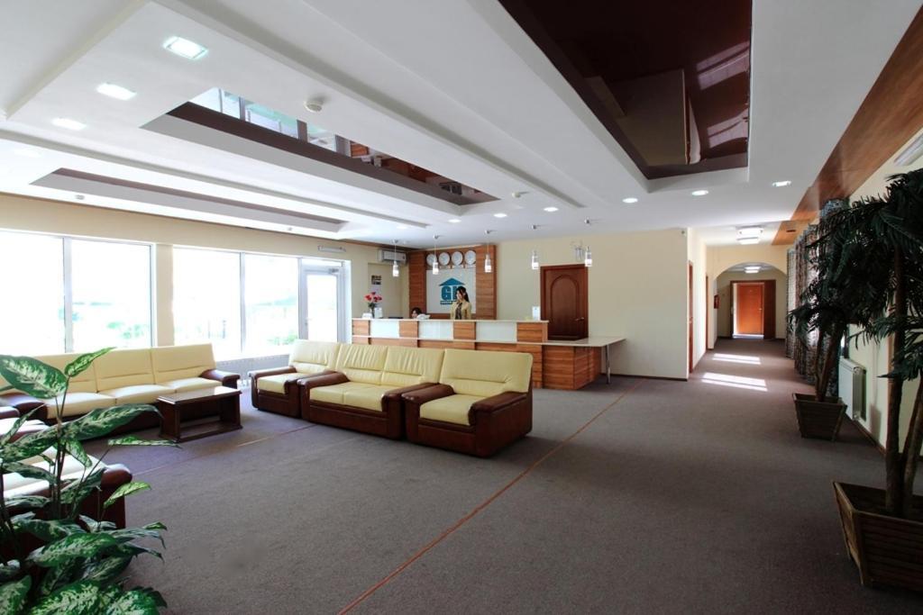 Green Hotel Atyraū Zewnętrze zdjęcie