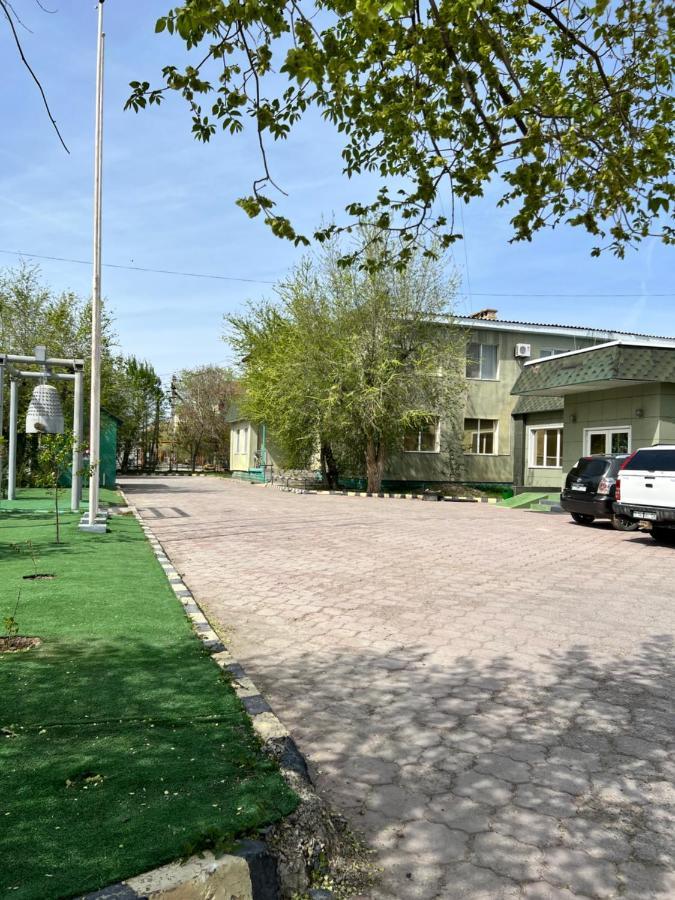 Green Hotel Atyraū Zewnętrze zdjęcie