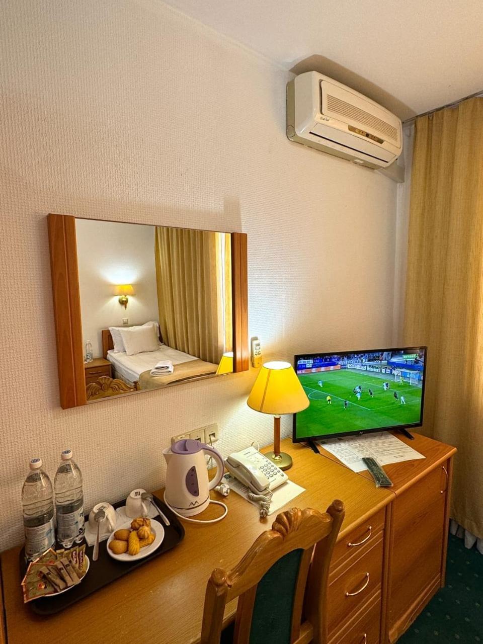 Green Hotel Atyraū Zewnętrze zdjęcie