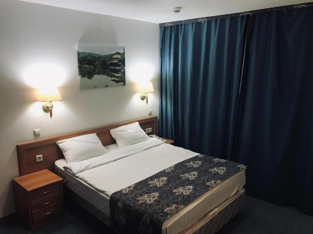 Green Hotel Atyraū Zewnętrze zdjęcie