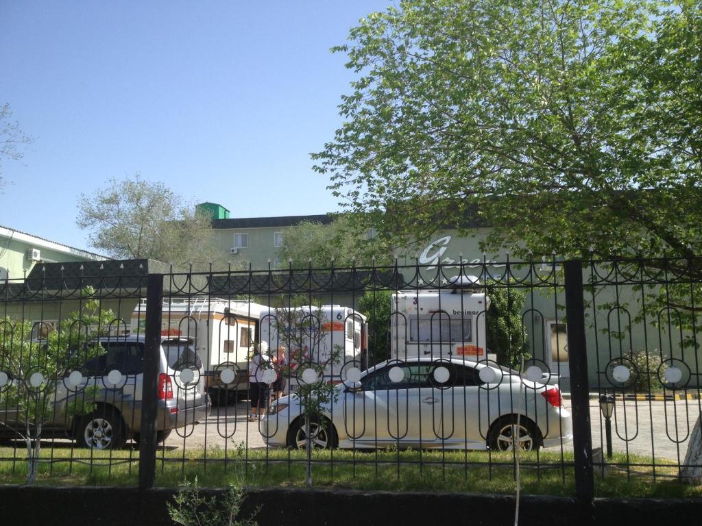 Green Hotel Atyraū Zewnętrze zdjęcie